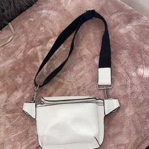 White Fanny pack